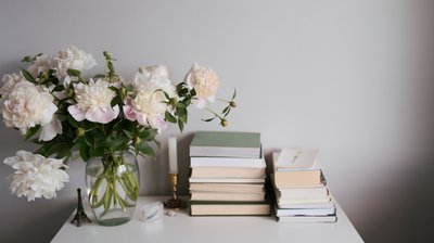 New Year, New Investment Goals: Must-Read Australian Real Estate Books cover